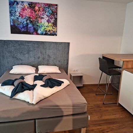 Flataid Gaestehaus Graschi - Steinbergstrasse Грац Екстериор снимка