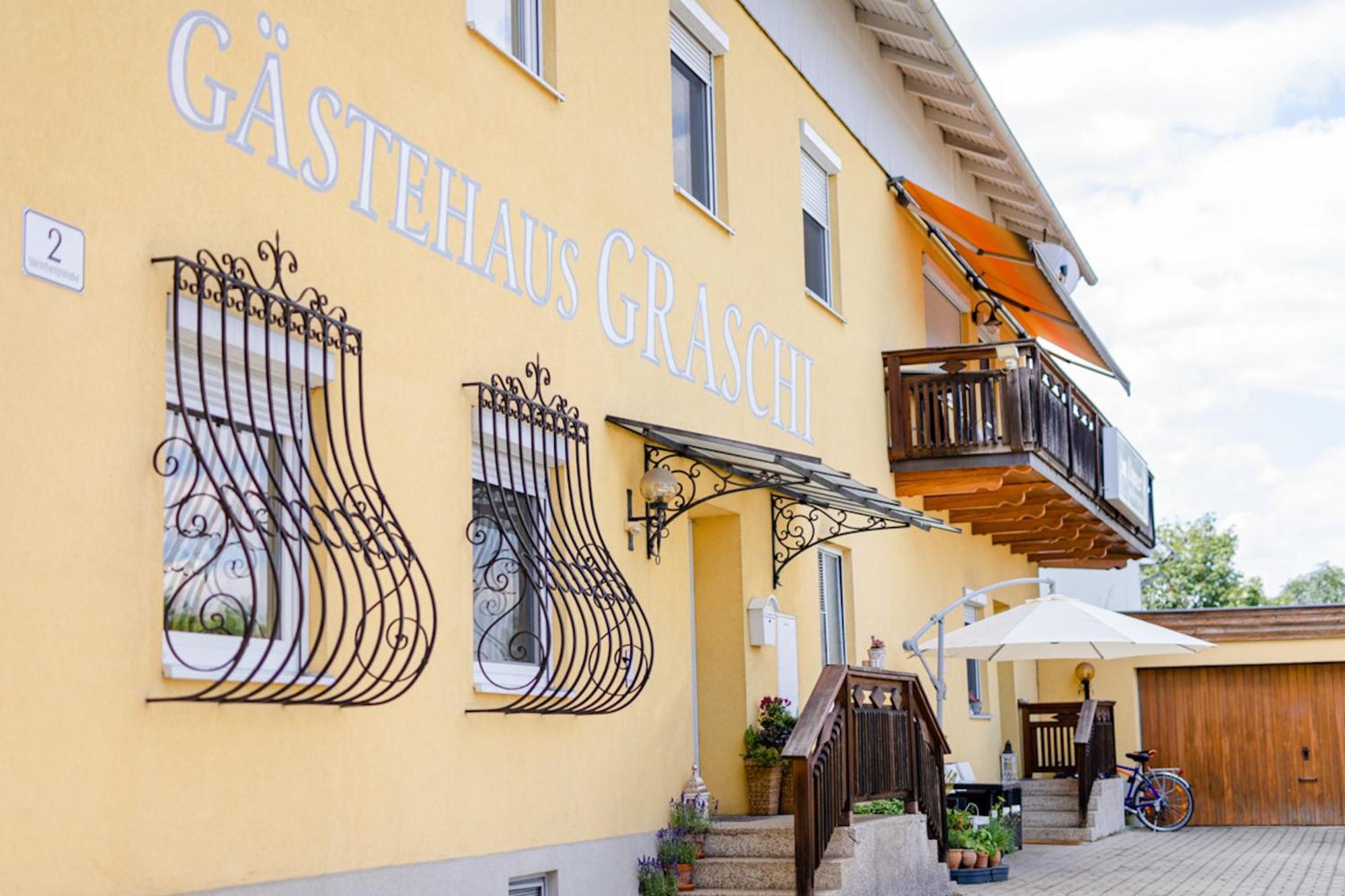 Flataid Gaestehaus Graschi - Steinbergstrasse Грац Екстериор снимка