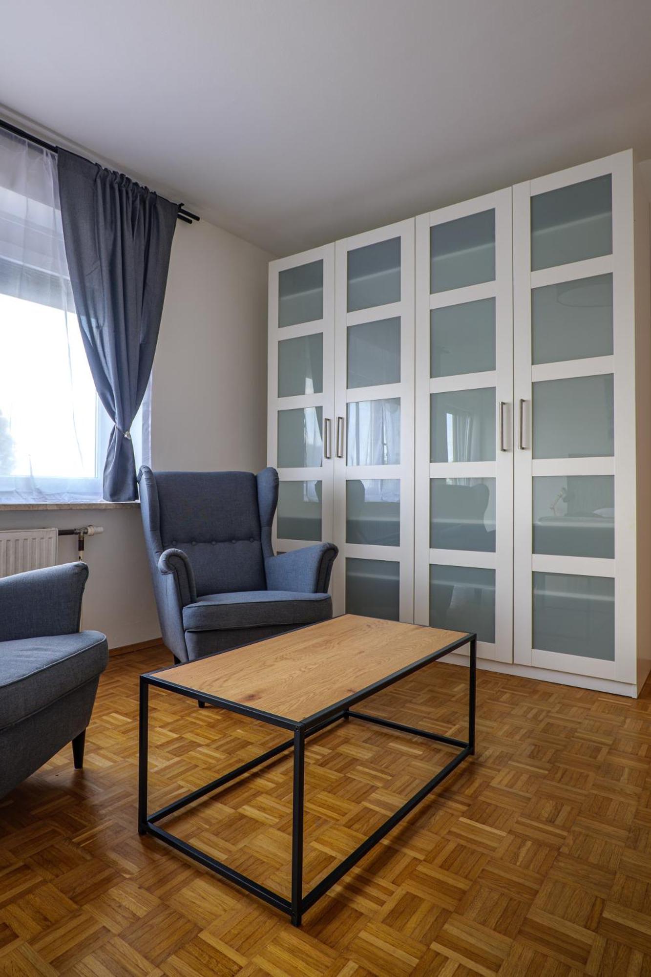 Flataid Gaestehaus Graschi - Steinbergstrasse Грац Екстериор снимка